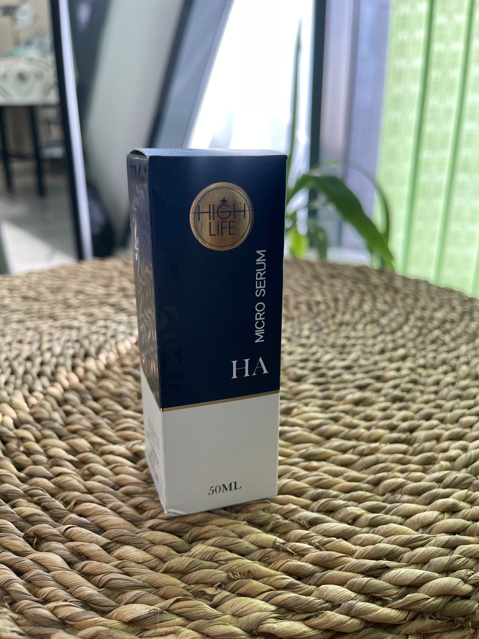 سرم هیالورونیک اسید برند هایلایف