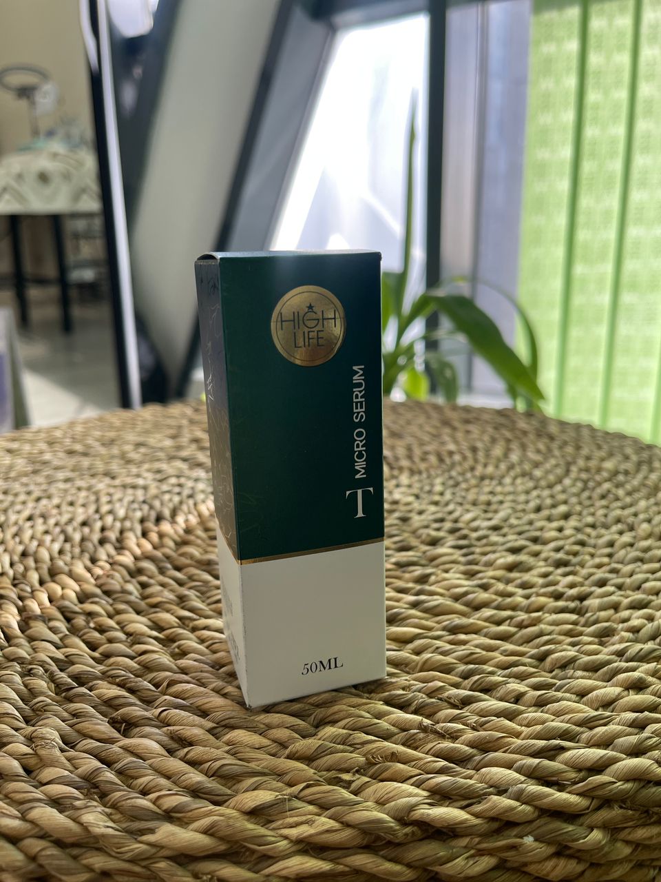 سرم چای سبز برند هایلایف