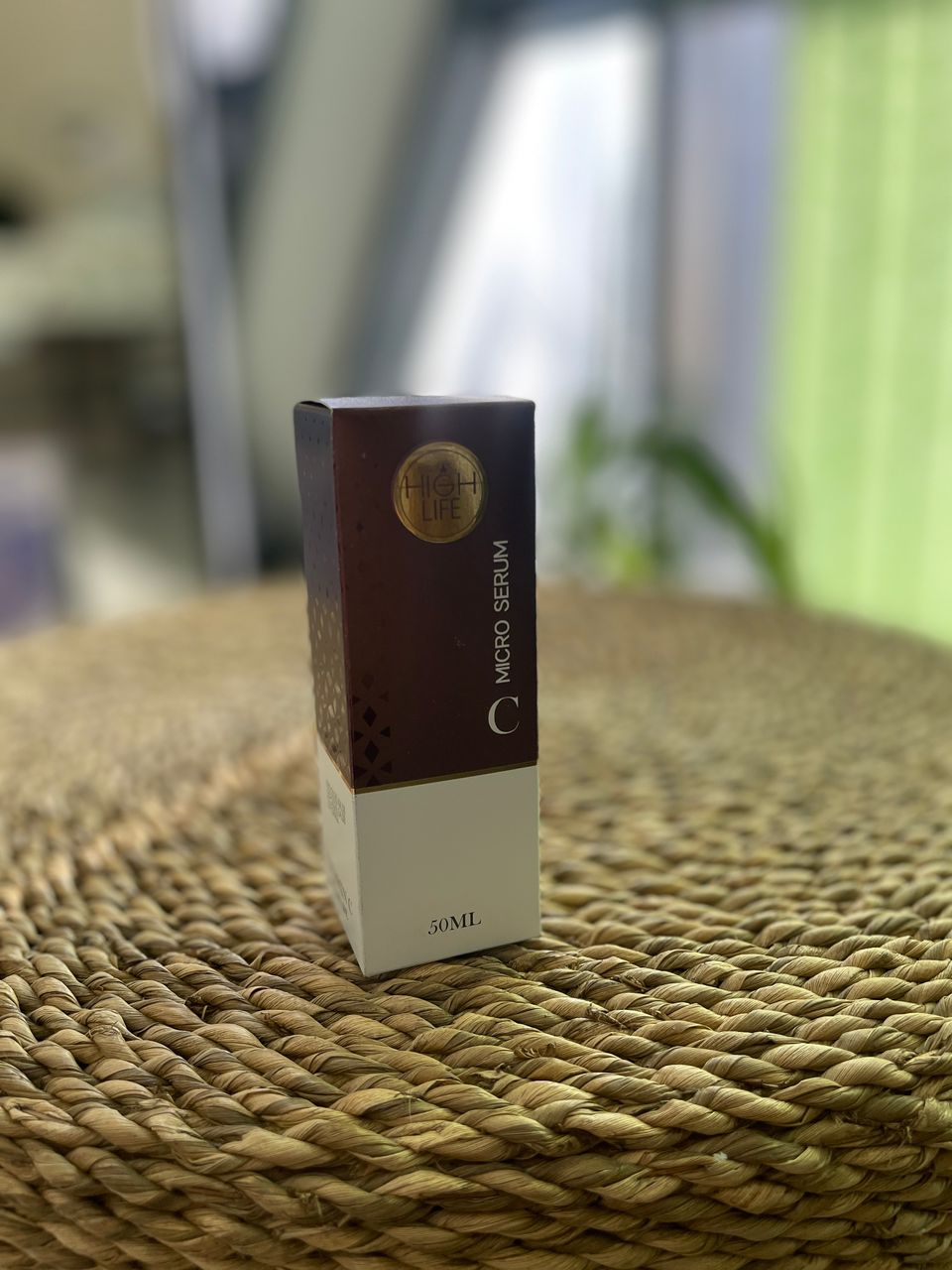 سرم ویتامین سی برند هایلایف