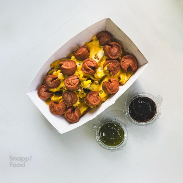 سیب زمینی سرخ شده بلژیکی با سوسیس